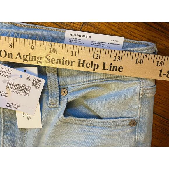 NWT American Eagle Kick Boot Crop Next Level Stretch Women’s 6 $60 Light Wash - Picture 6 of 8